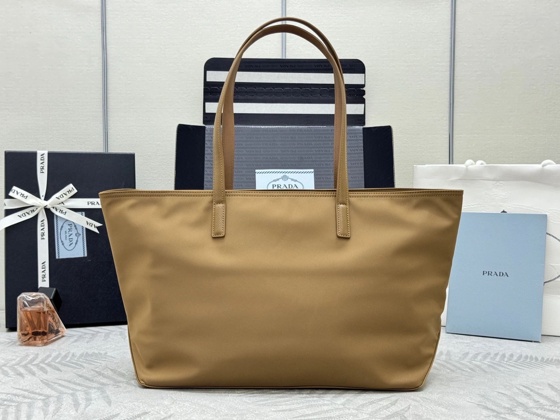 MOMO-- Pr141 1BG555_R064_F0134_V_OOO high quality version item:E-B000K0638