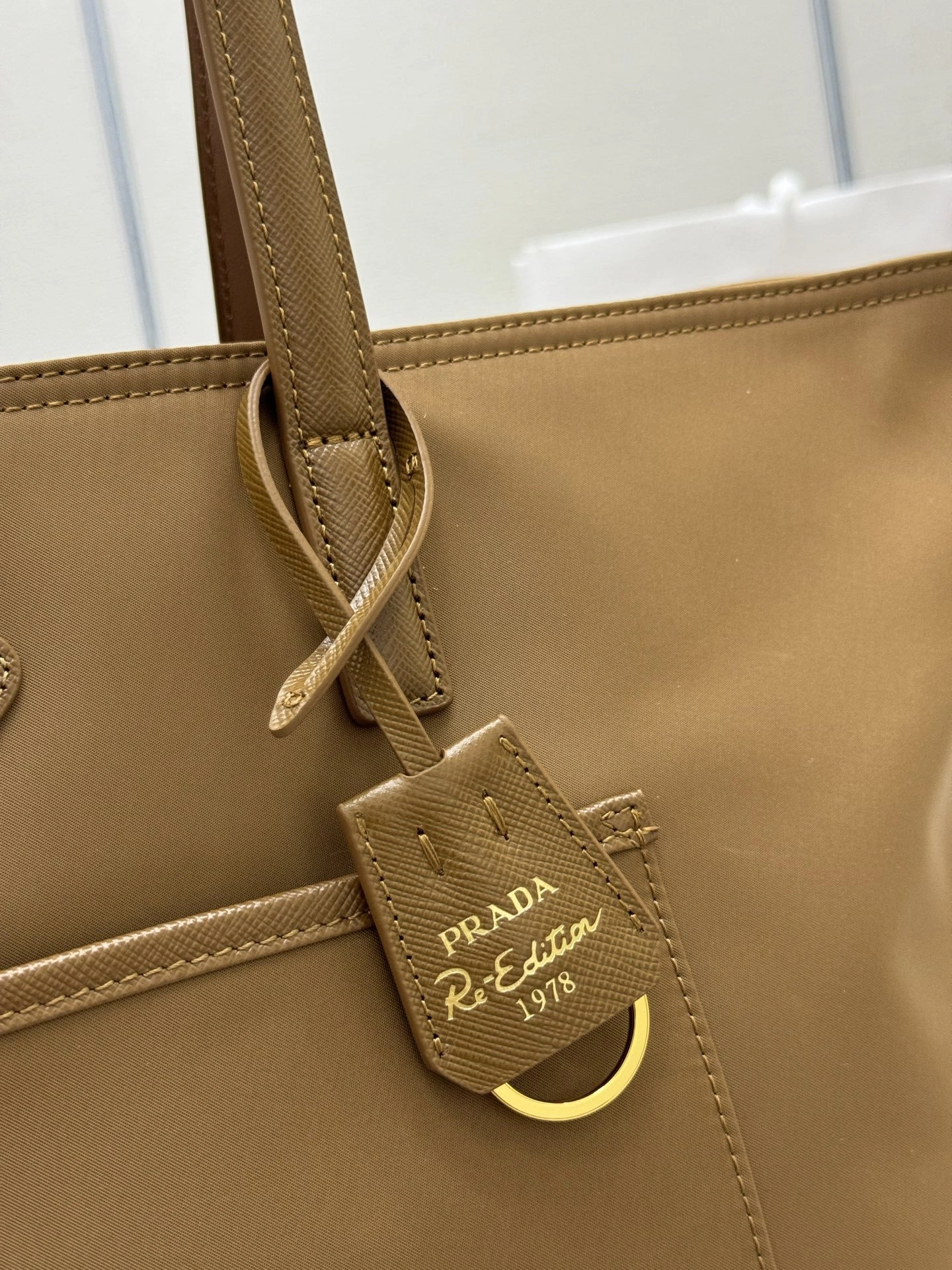 MOMO-- Pr141 1BG555_R064_F0134_V_OOO high quality version item:E-B000K0638