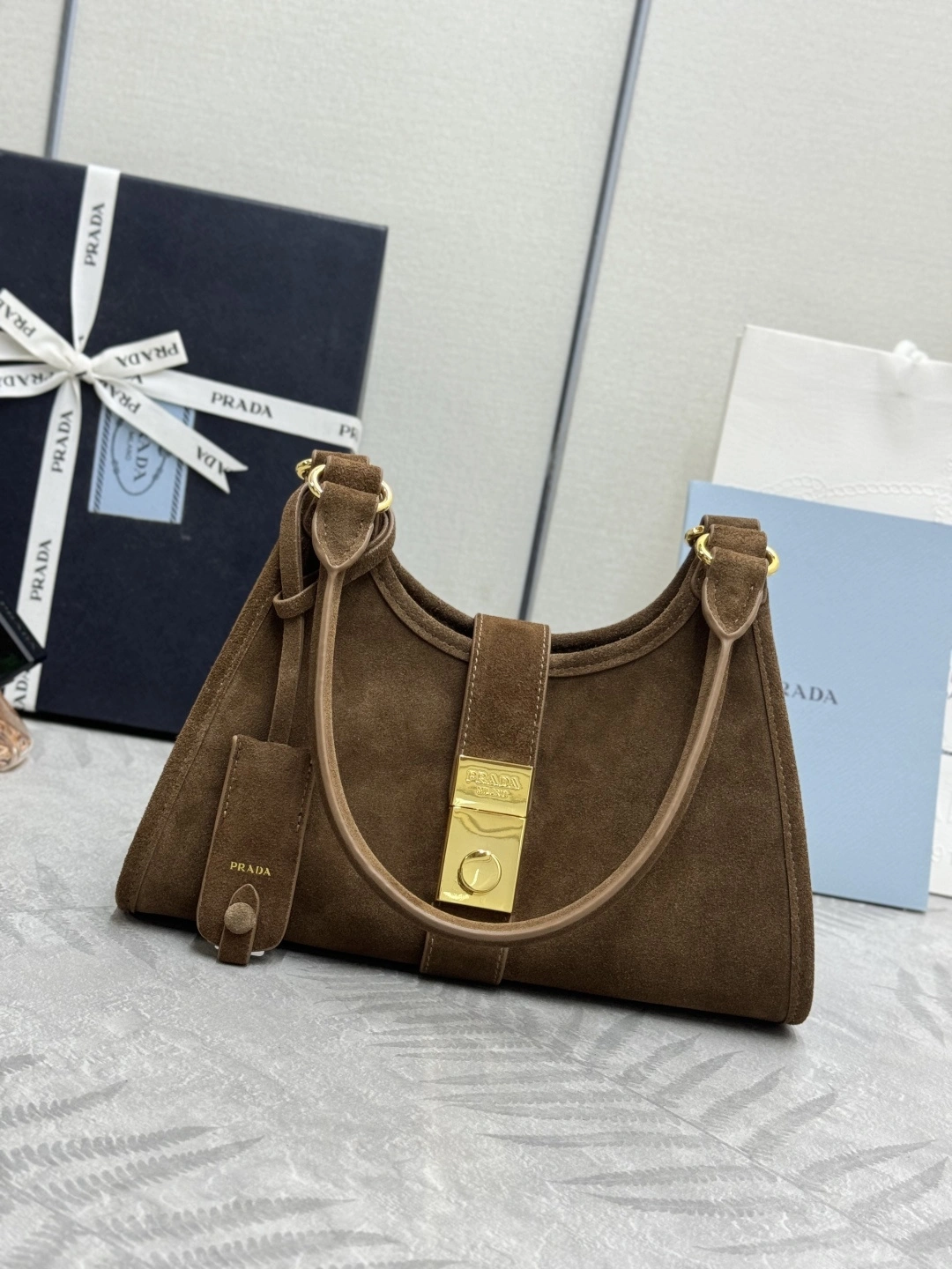 MOMO-- Pr141 1BG580_2C4S_F0324_V_OOM high quality version item:E-B000K0727