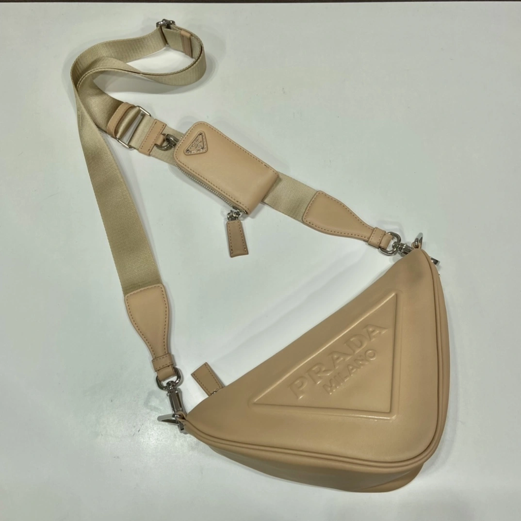 MOMO-- Pr141 1BH190_2BYA_F02YS_V_BRO high quality version item:D-B000K2224