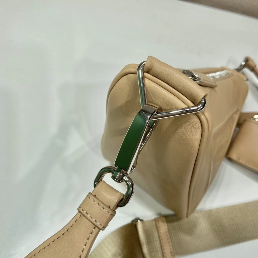 MOMO-- Pr141 1BH190_2BYA_F02YS_V_BRO high quality version item:D-B000K2224