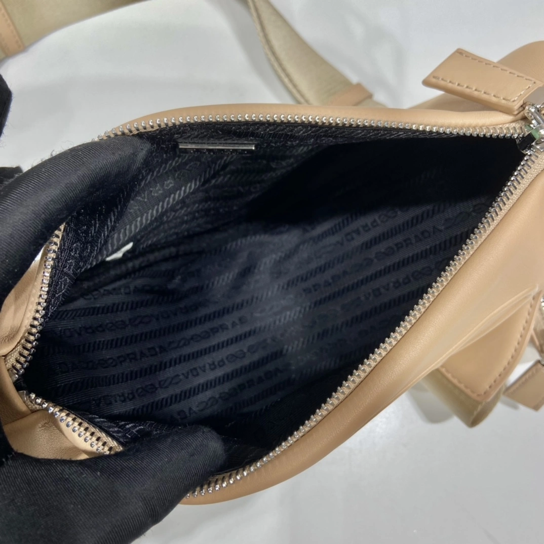 MOMO-- Pr141 1BH190_2BYA_F02YS_V_BRO high quality version item:D-B000K2224