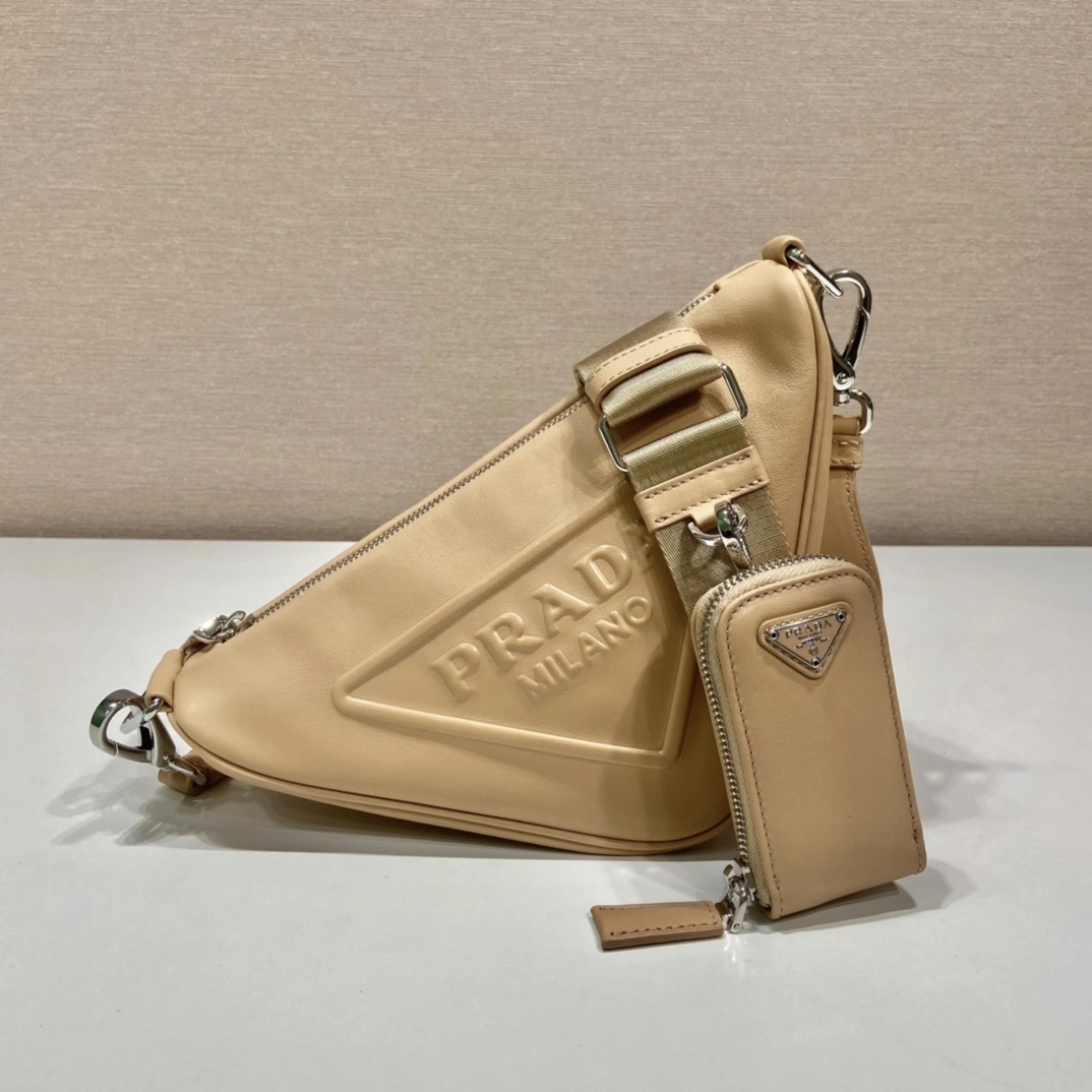 MOMO-- Pr141 1BH190_2BYA_F02YS_V_BRO high quality version item:D-B000K2224
