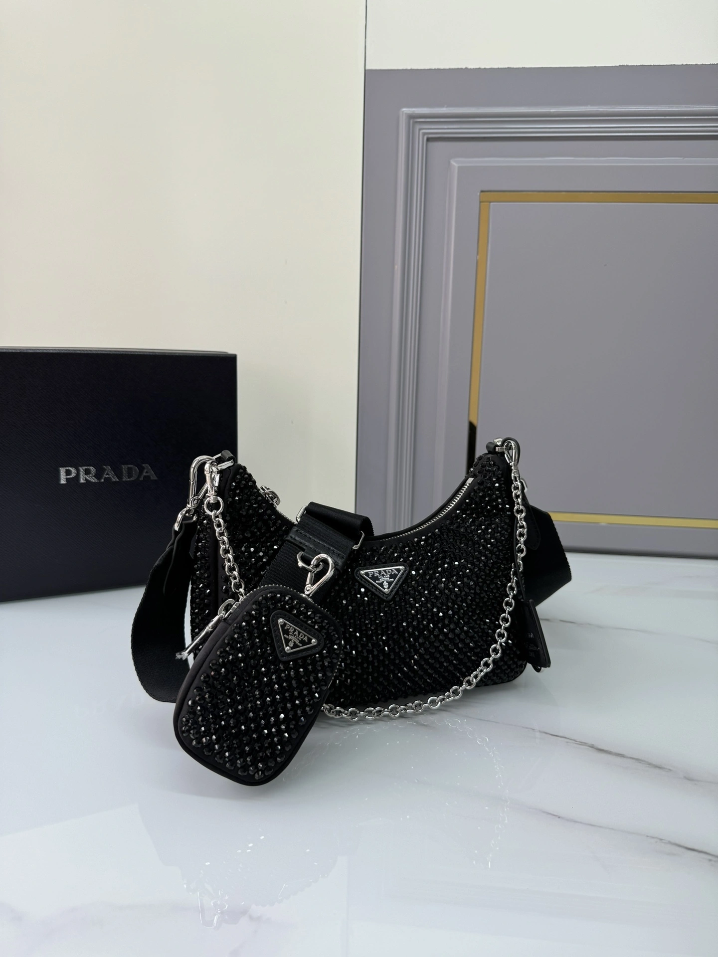 MOMO-- Pr141 1BH204_2AWL_F0002_V_V9L high quality version item:D-B063K2250