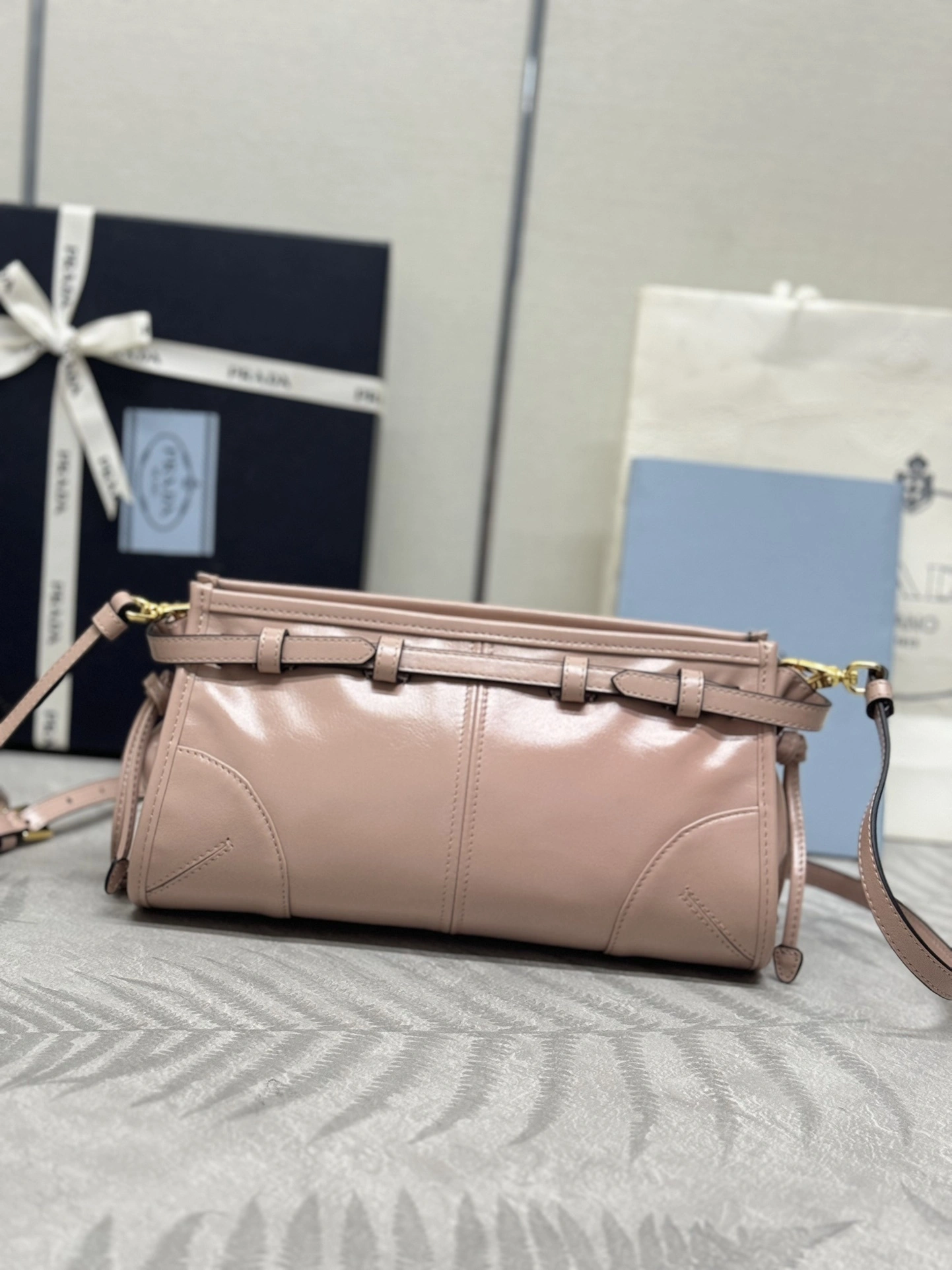 MOMO-- Pr141 1BH215_2CYR_F03ZN high quality version waxed skin item:E-B000K0714