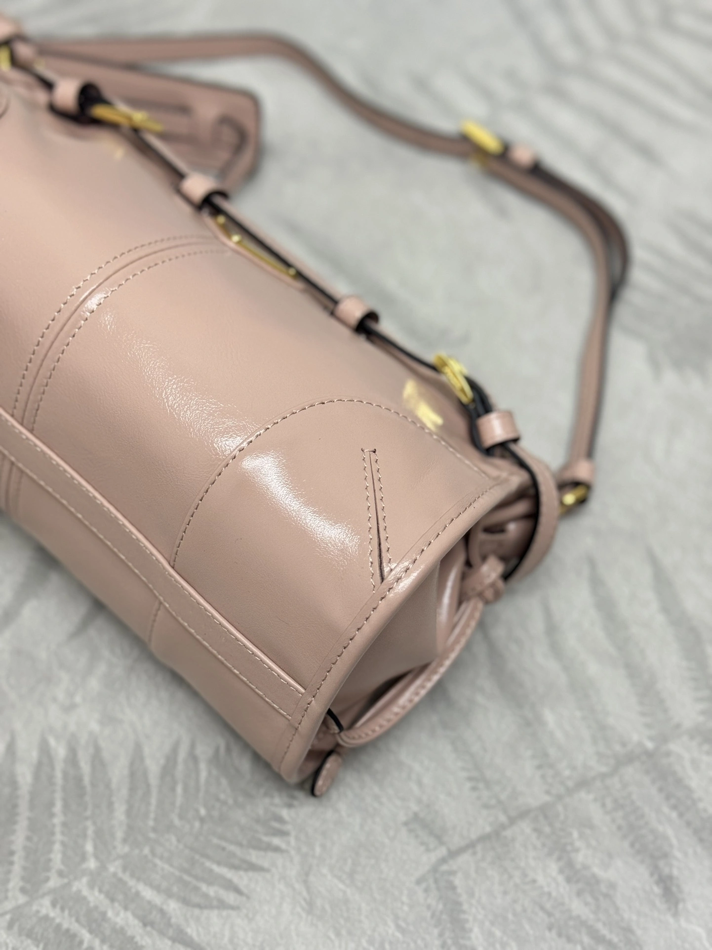 MOMO-- Pr141 1BH215_2CYR_F03ZN high quality version waxed skin item:E-B000K0714