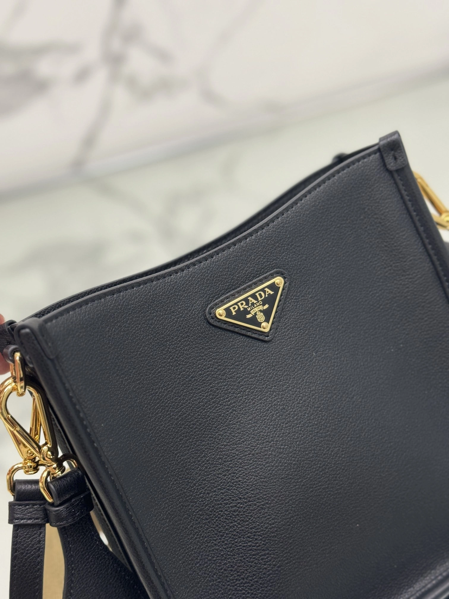 MOMO-- Pr141 1BH220_2CYS_F0ES7 high quality version Calfskin item:E-B177I1763