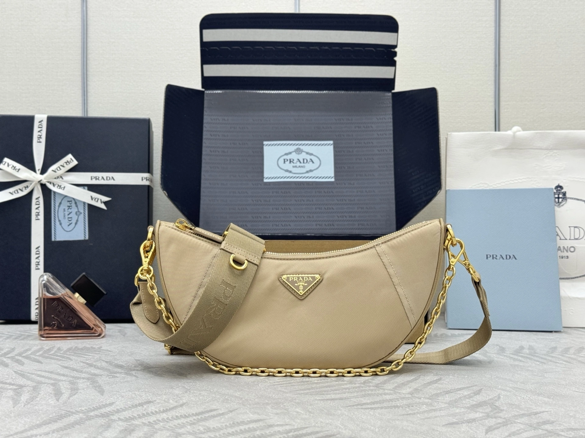 MOMO-- Pr141 1BH222_R064_F0040 high quality version Re-Nylon item:E-B000K0622