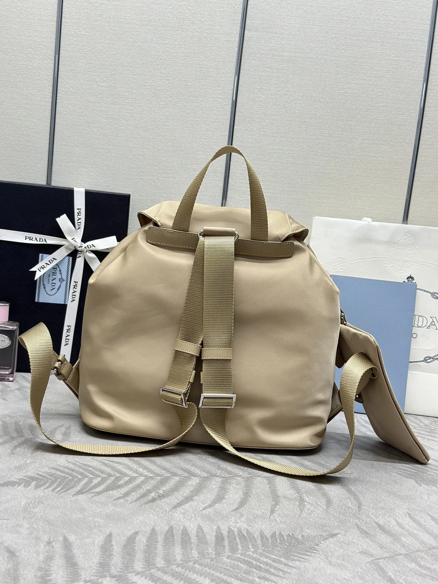 MOMO-- Pr141 1BZ811-RV44-F0F24-V-OTO high quality version item:E-B000K0716