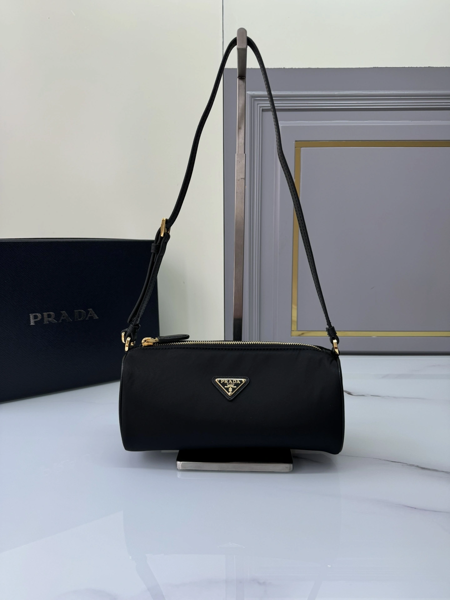 MOMO-- Pr141 1NE058_2C05_F0002 high quality version item:D-B063K1908