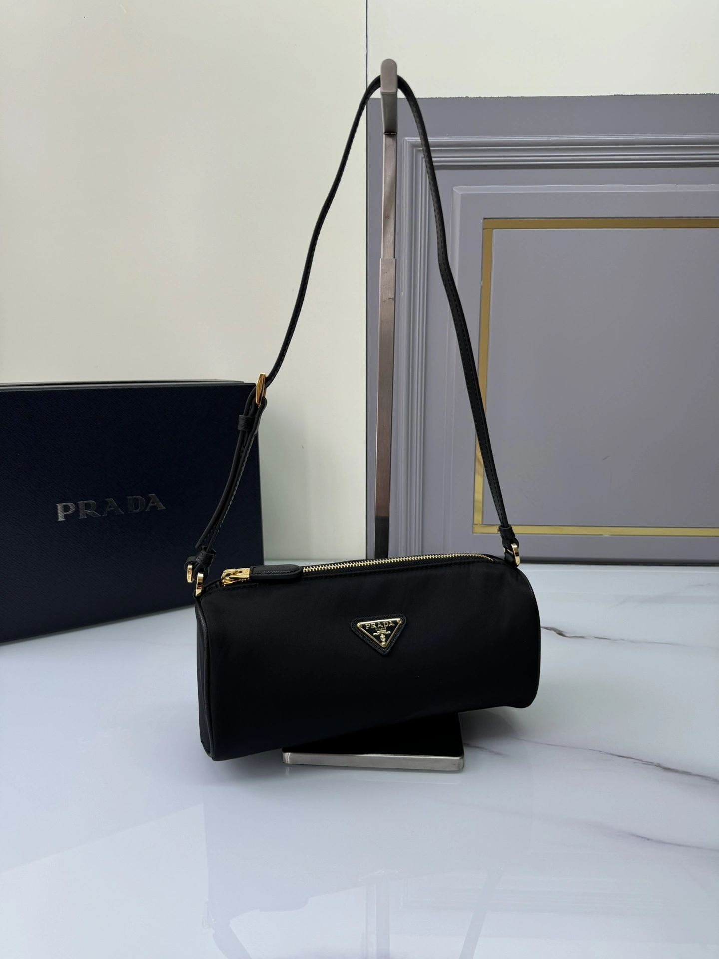 MOMO-- Pr141 1NE058_2C05_F0002 high quality version item:D-B063K1908