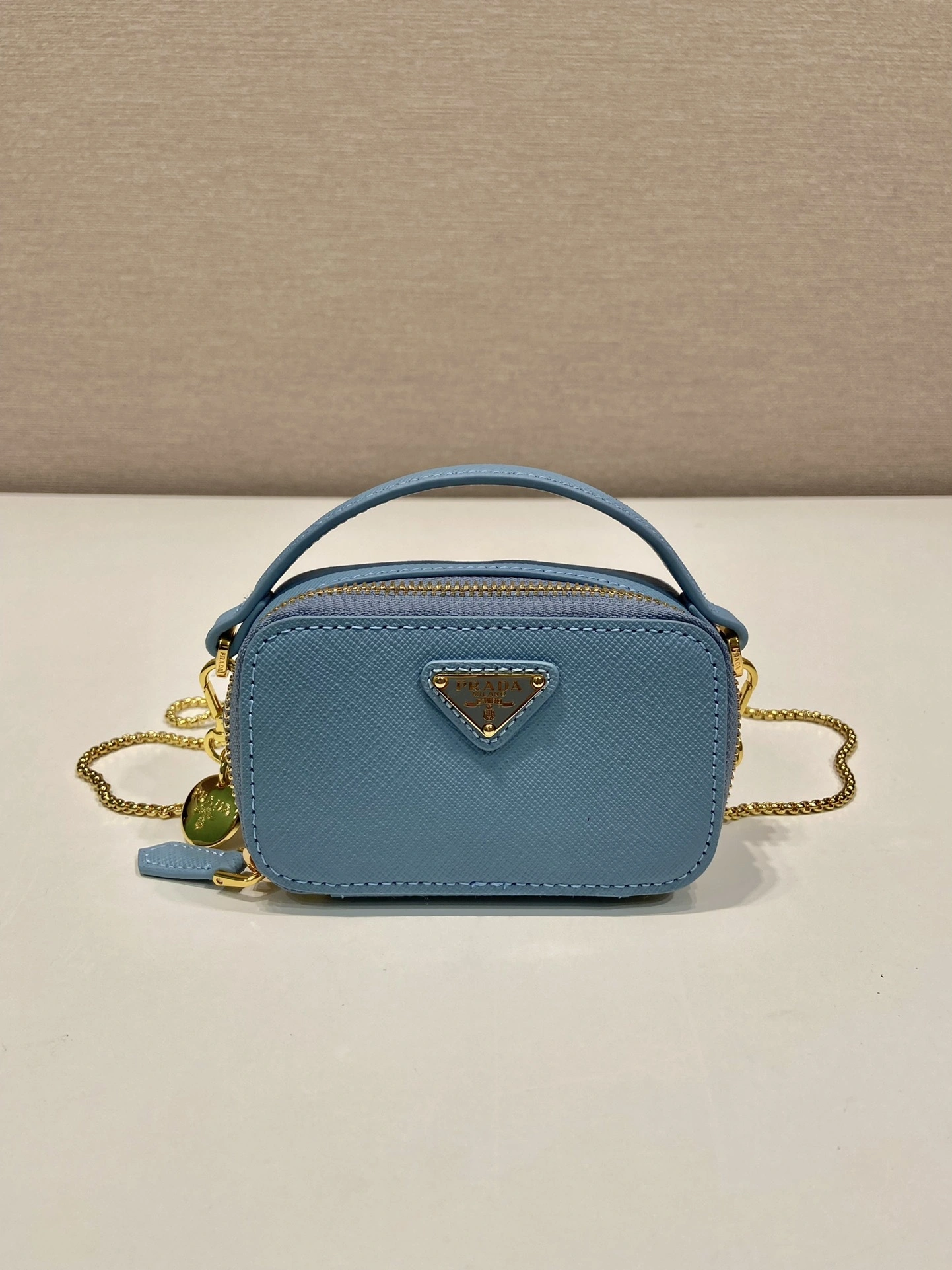 MOMO-- Pr141 1NR025_QHH_F0076 cowhide item:D-B000K1009