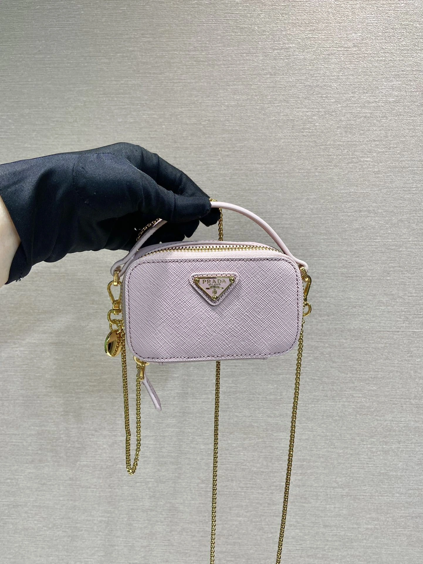 MOMO-- Pr141 1NR025_QHH_F0E18 cowhide item:D-B000K1011
