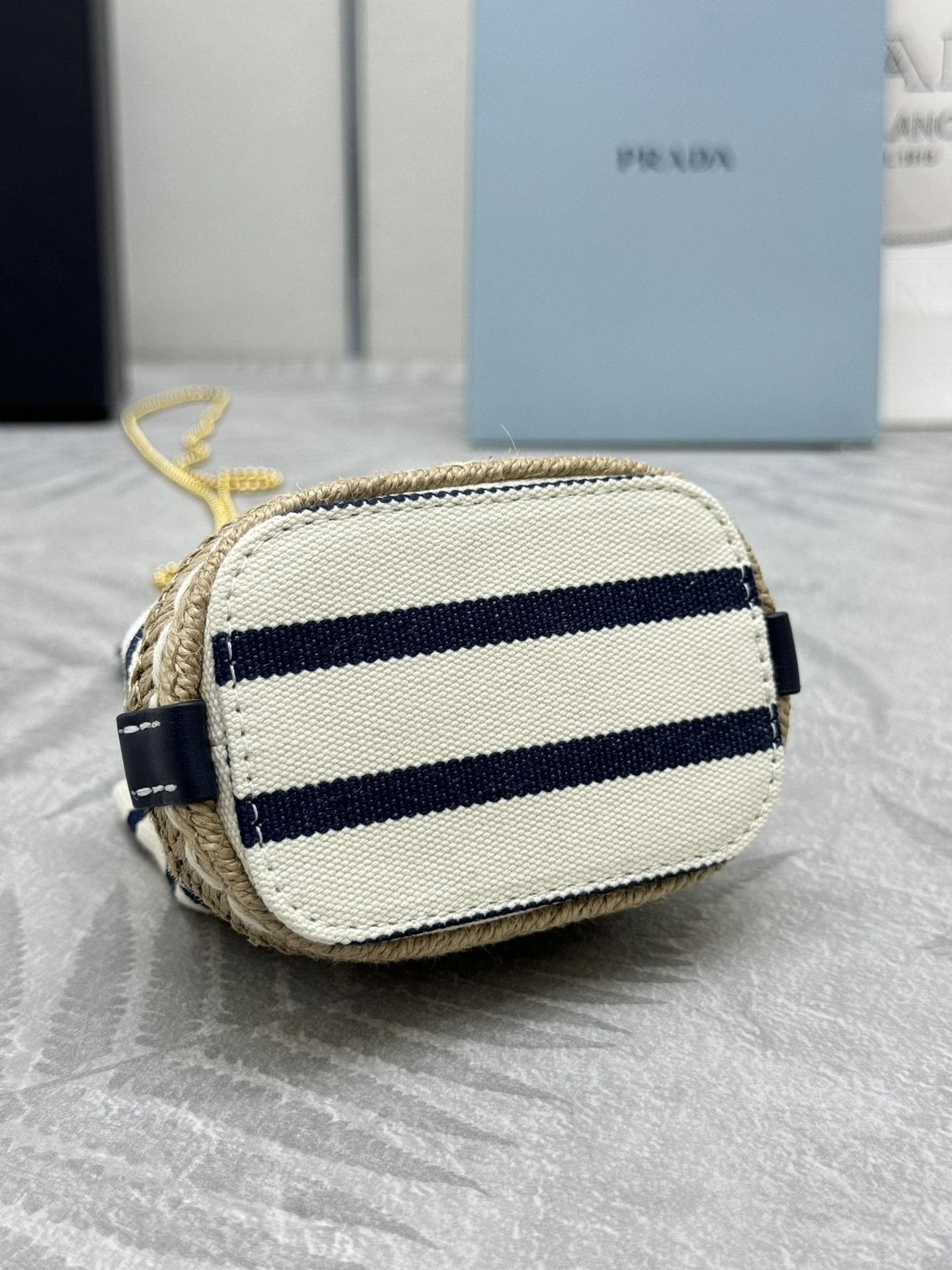 MOMO-- Pr141 1NR16H_2HJN_F0C56 high quality version item:E-B000K0707