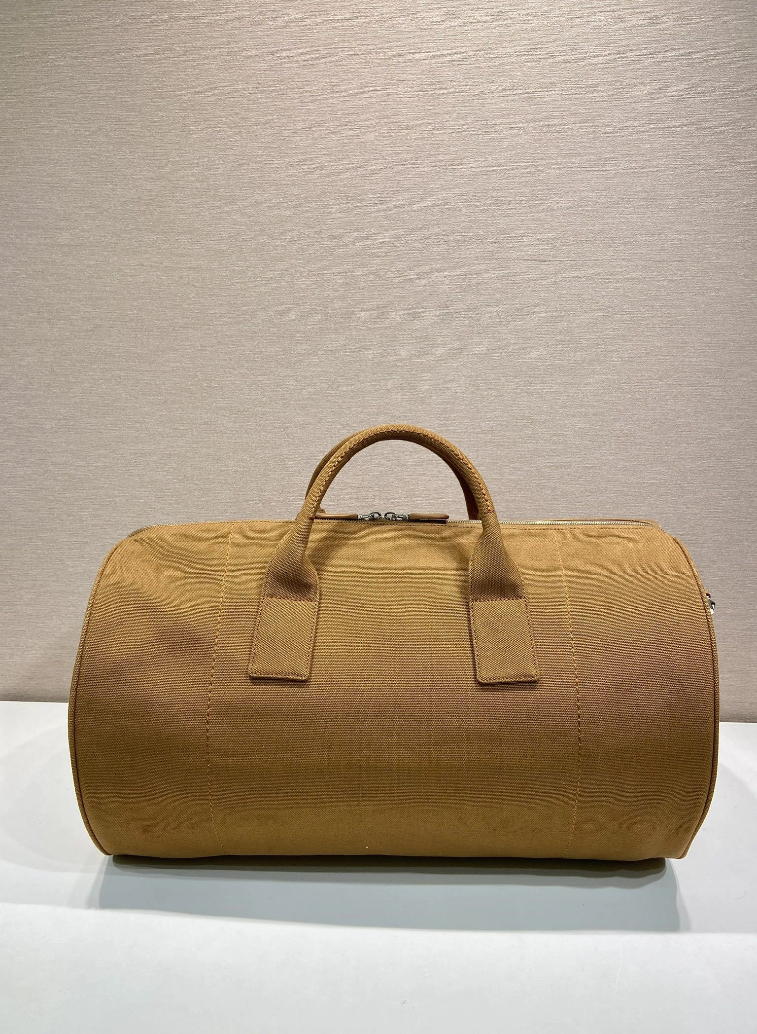 MOMO-- Pr141 2VC051_2CYA_F04MO high quality version item:E-B177I0737