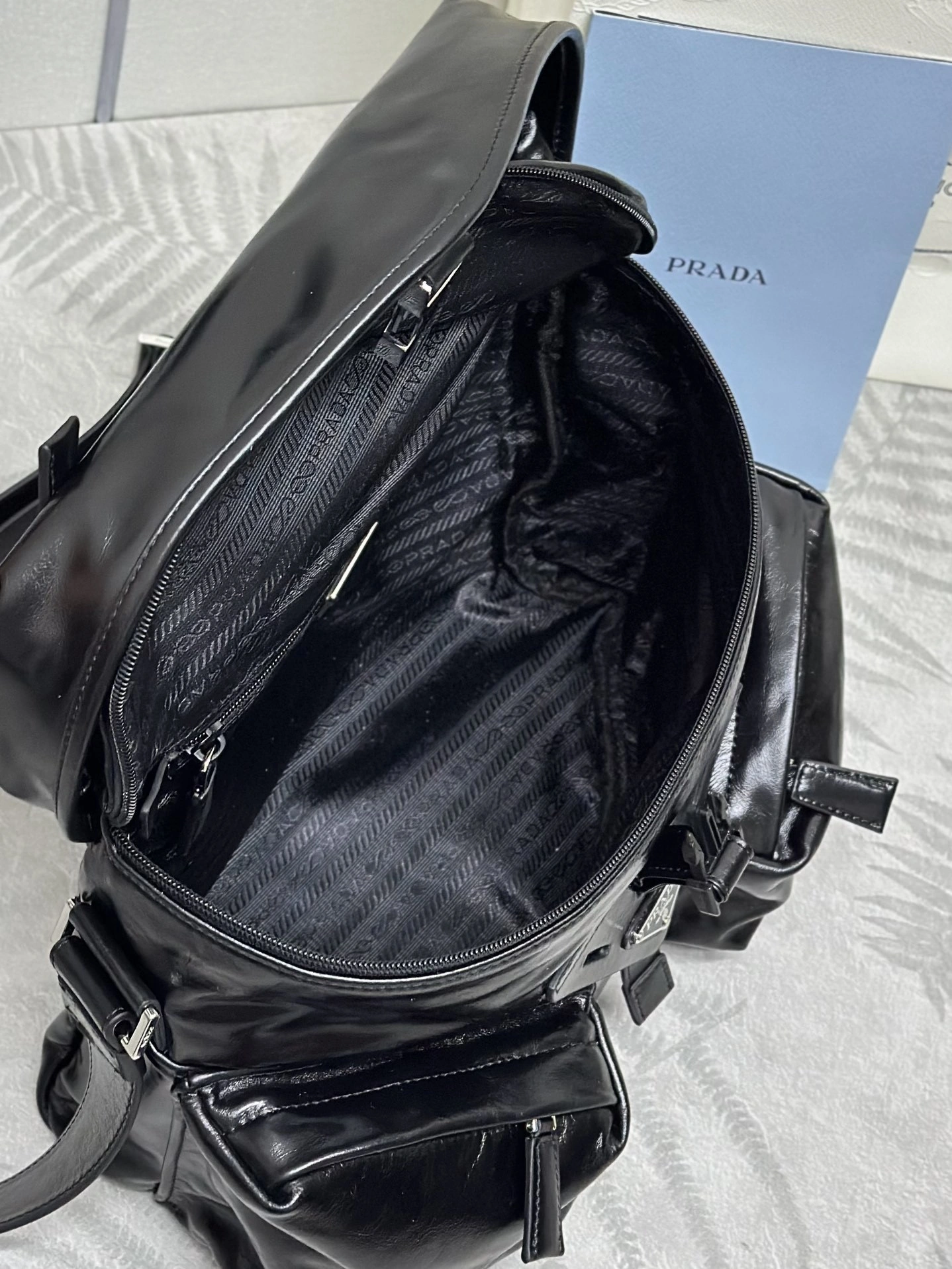 MOMO-- Pr141 2VD062_2CX7_F0002 waxed skin cowhide item:D-B184G2704
