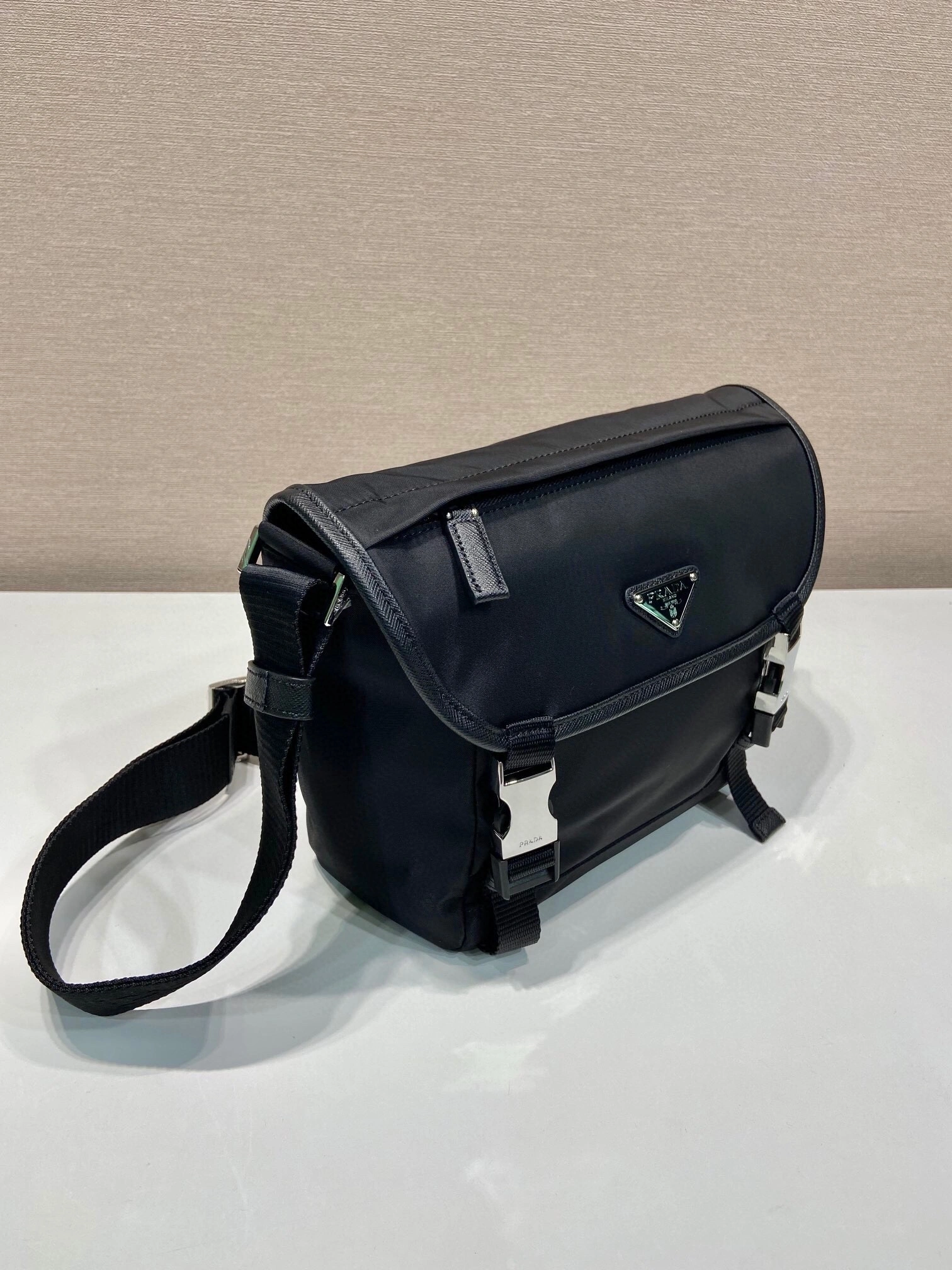 MOMO-- Pr141 2VD066_2DMG_F0002 high quality version Re-Nylon item:D-B164H2881H