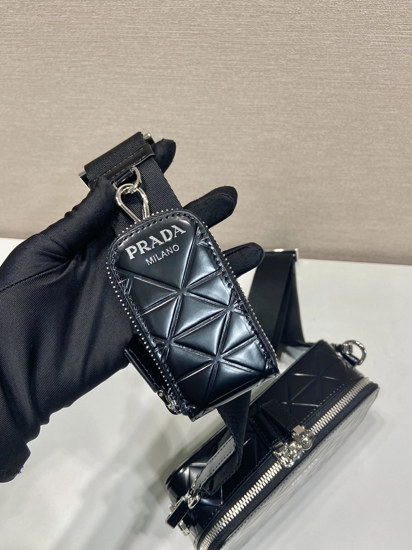 MOMO-- Pr141 2VH070_ZO6_F0002_V_ZMT high quality version Brique item:D-B000K2005