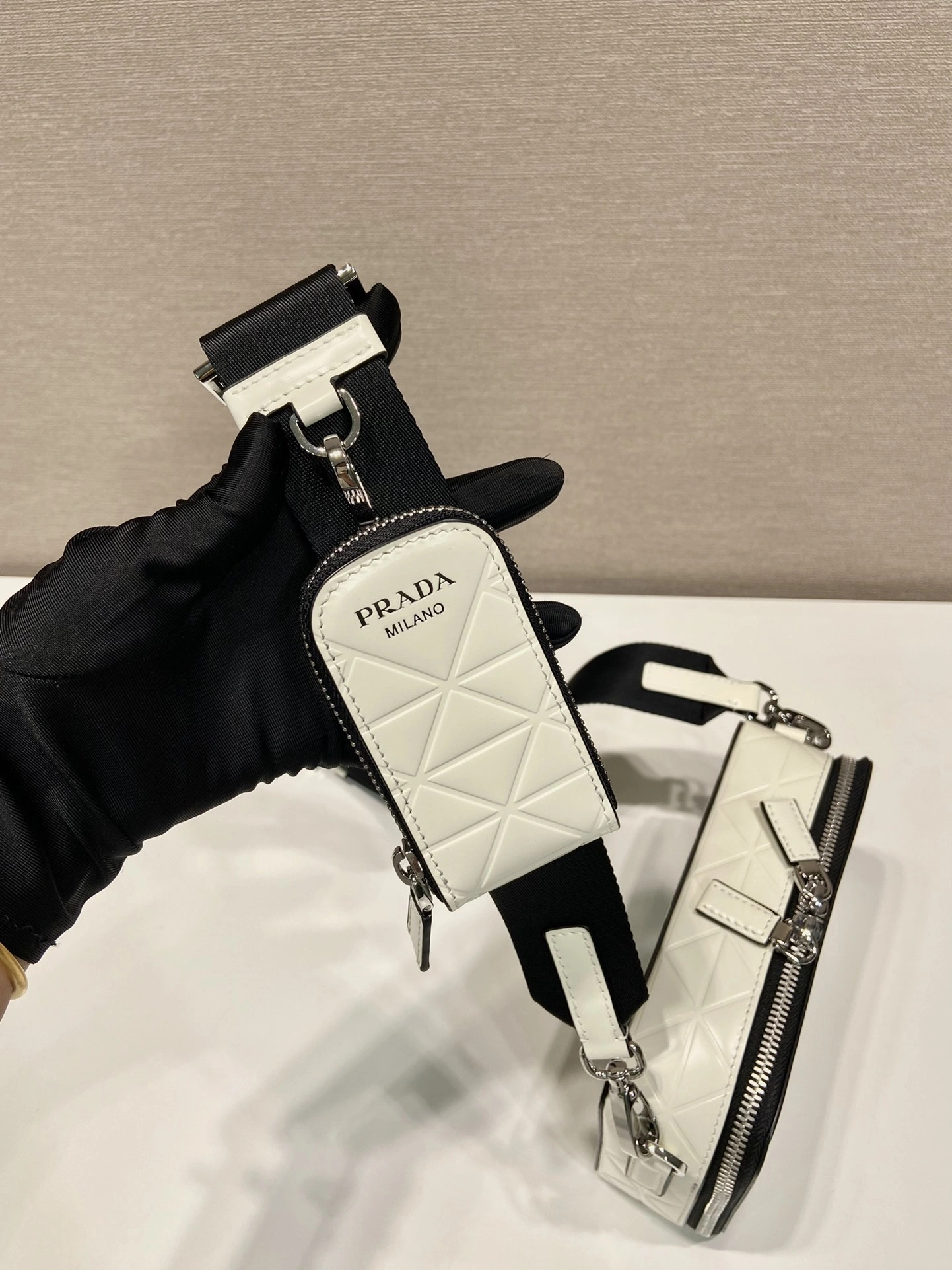 MOMO-- Pr141 2VH070_ZO6_F0009_V_ZMT high quality version Brique item:D-B000K2004