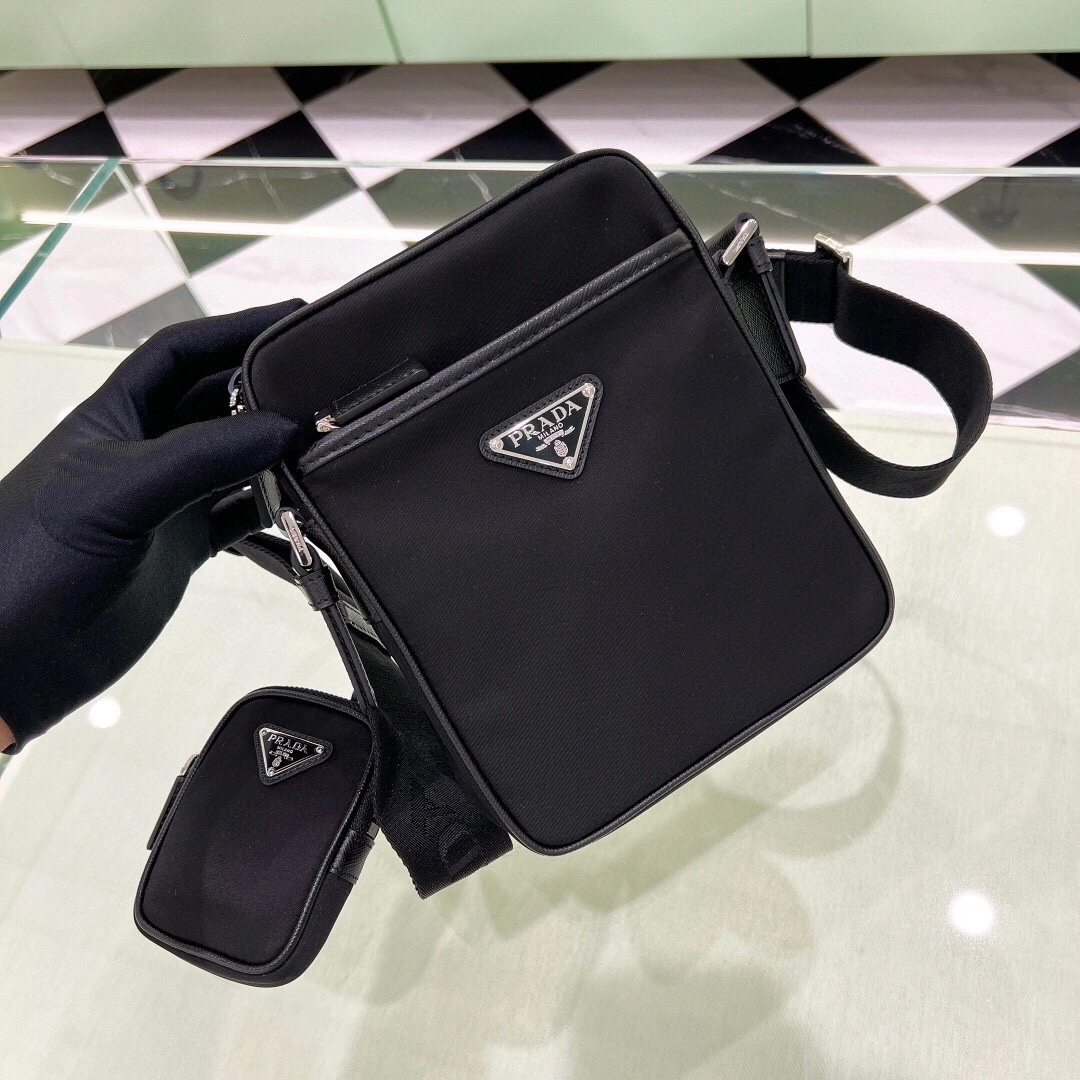 &MOMO-- Pr141 2VH112-2DMH-F0002-WOO Saffiano cowhide item:D-B340G2072