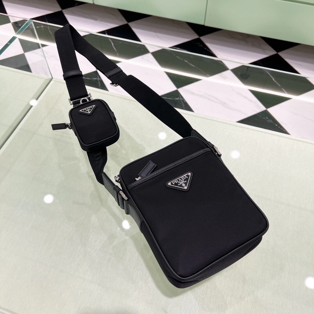 &MOMO-- Pr141 2VH112-2DMH-F0002-WOO Saffiano cowhide item:D-B340G2072