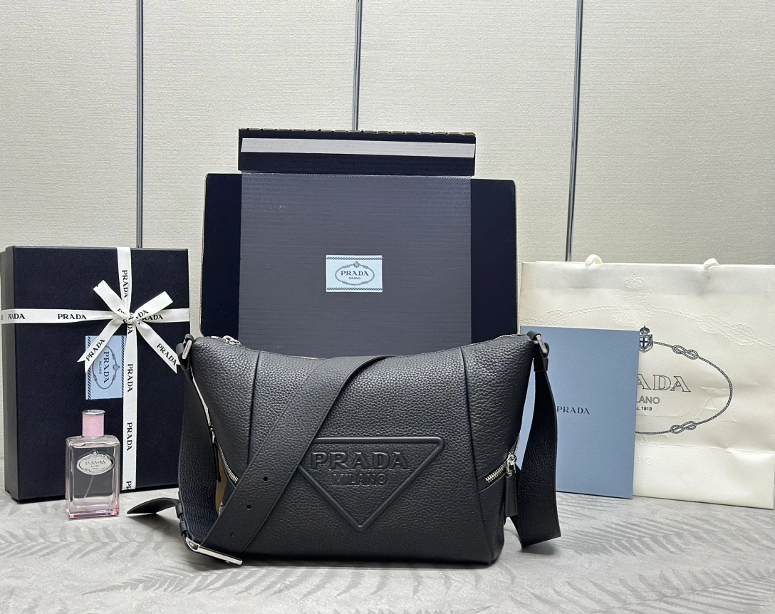 MOMO-- Pr141 2VH165_2BBE_F0002 high quality version item:E-B000K0605