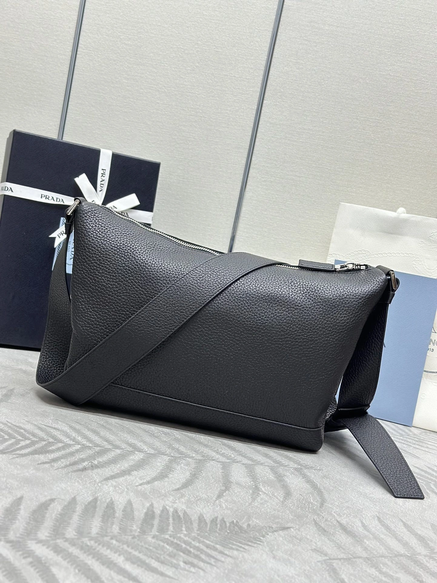 MOMO-- Pr141 2VH165_2BBE_F0002 high quality version item:E-B000K0605