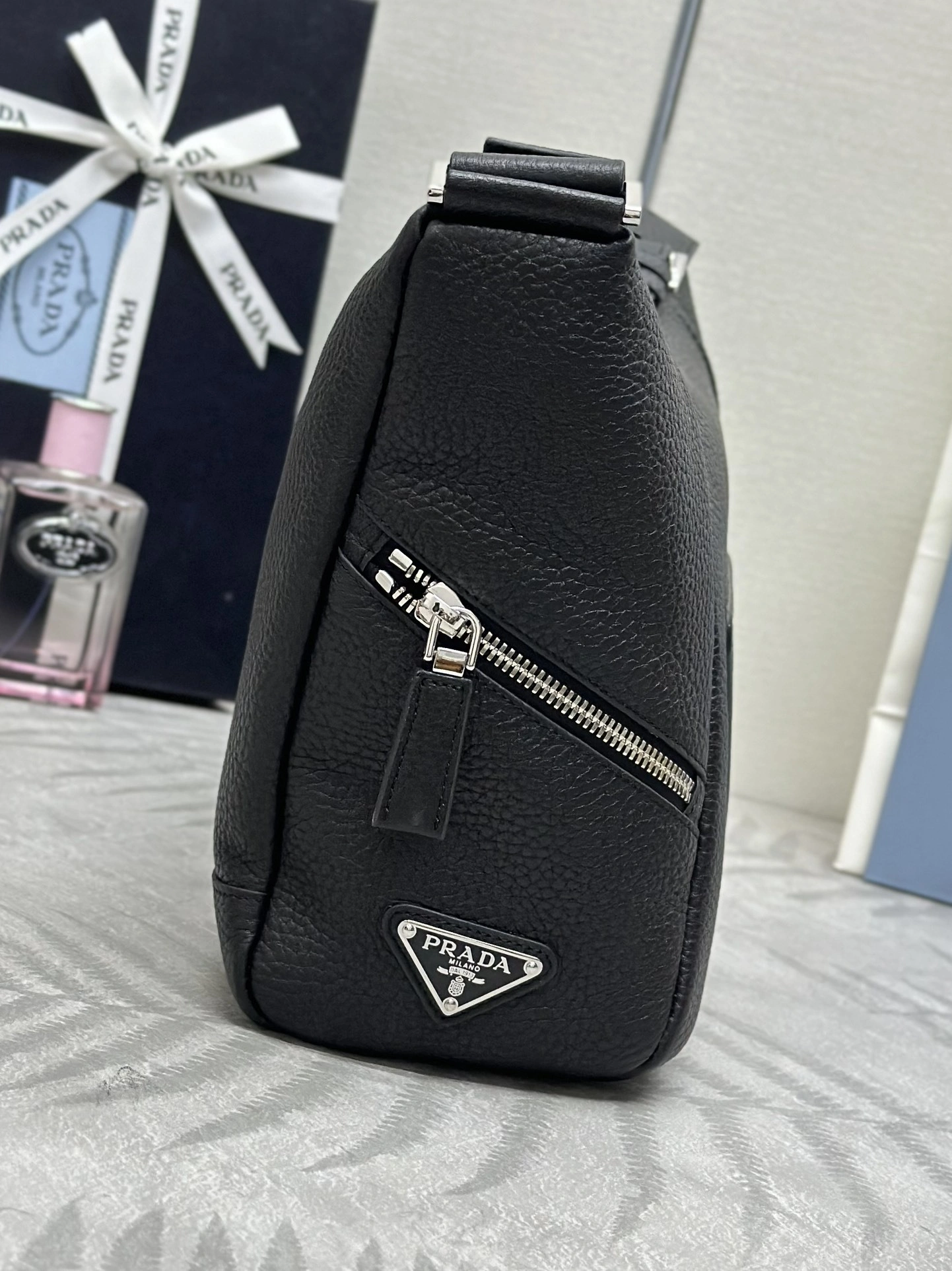 MOMO-- Pr141 2VH165_2BBE_F0002 high quality version item:E-B000K0605