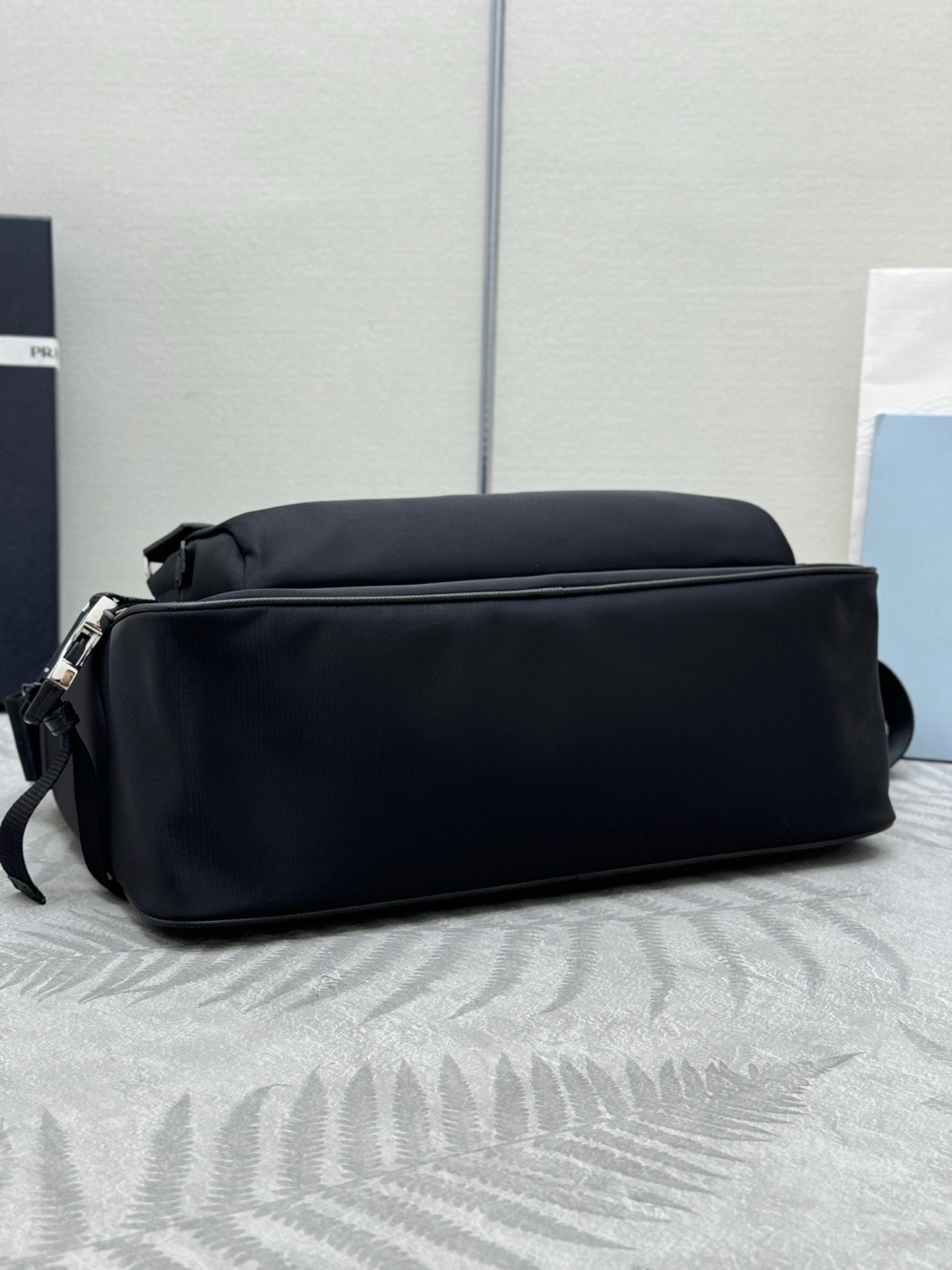 MOMO-- Pr141 2VH191_2DMG_F0002 high quality version cowhide item:E-B000K0654