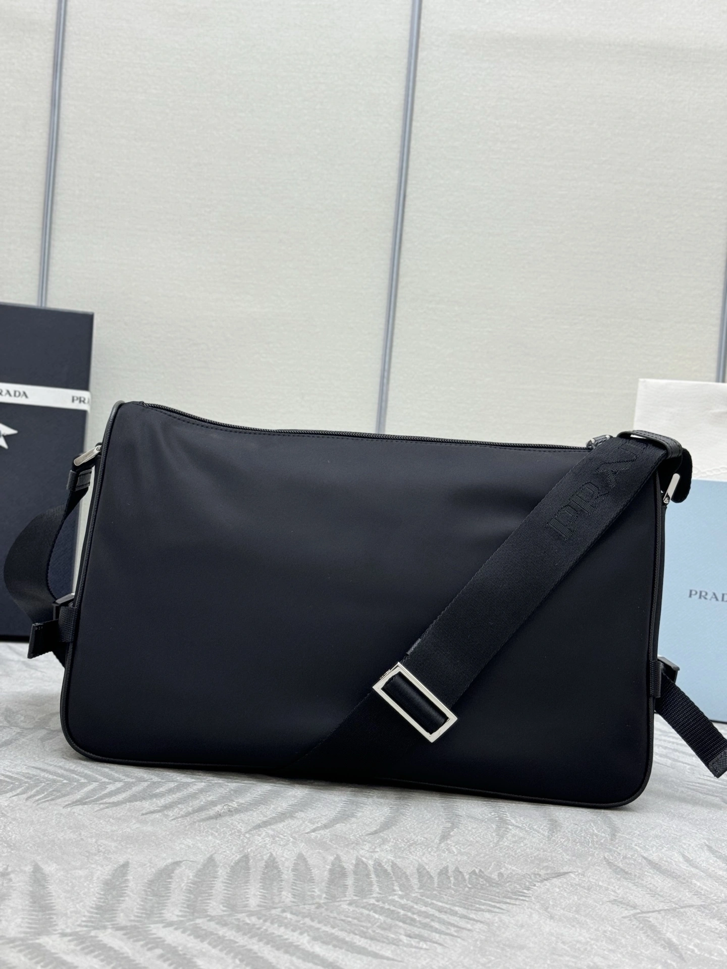 MOMO-- Pr141 2VH191_2DMG_F0002 high quality version cowhide item:E-B000K0654