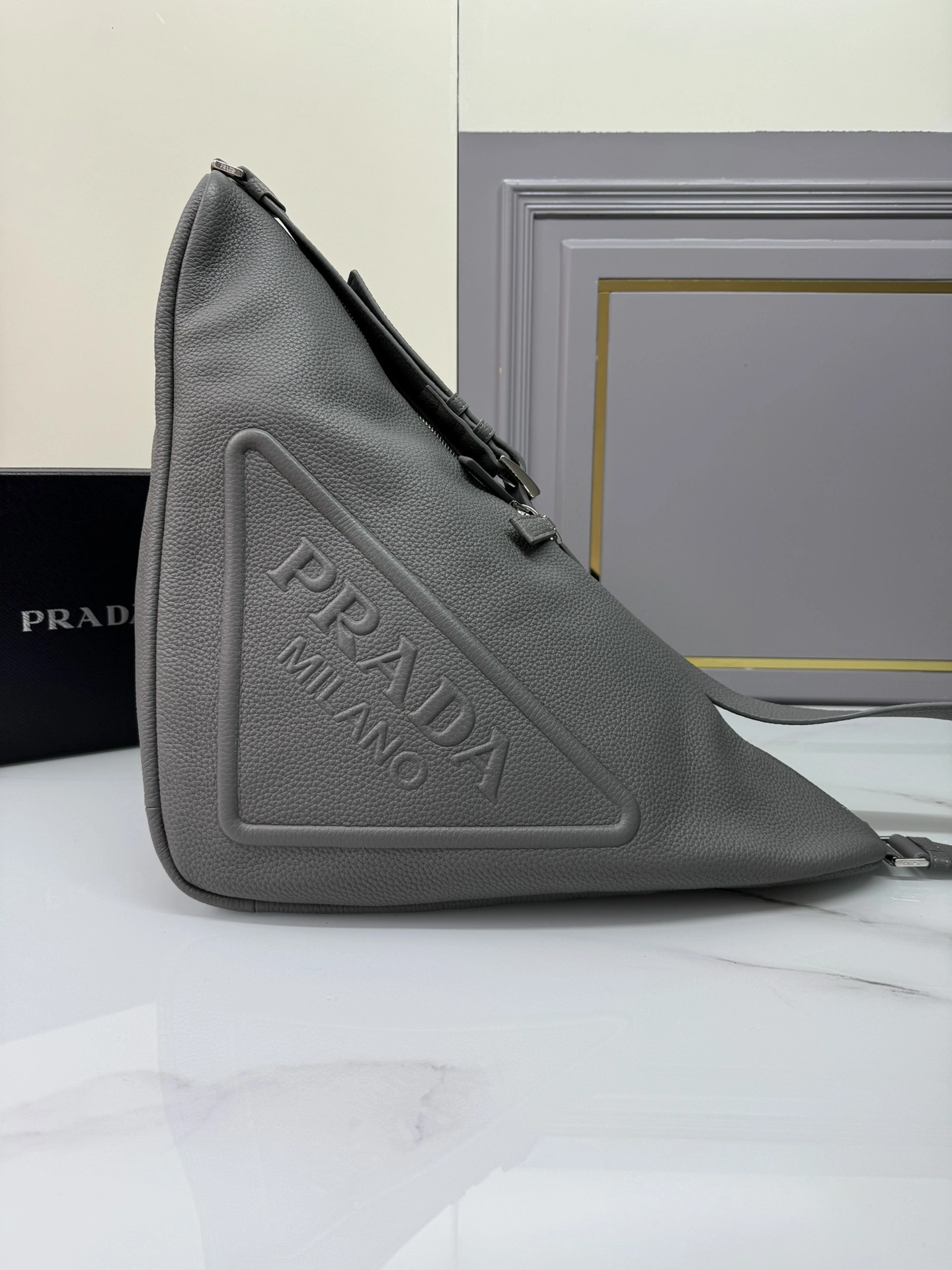 MOMO-- Pr141 2VY007_2BBE_F0K44_V_DLO high quality version item:D-B000K2017