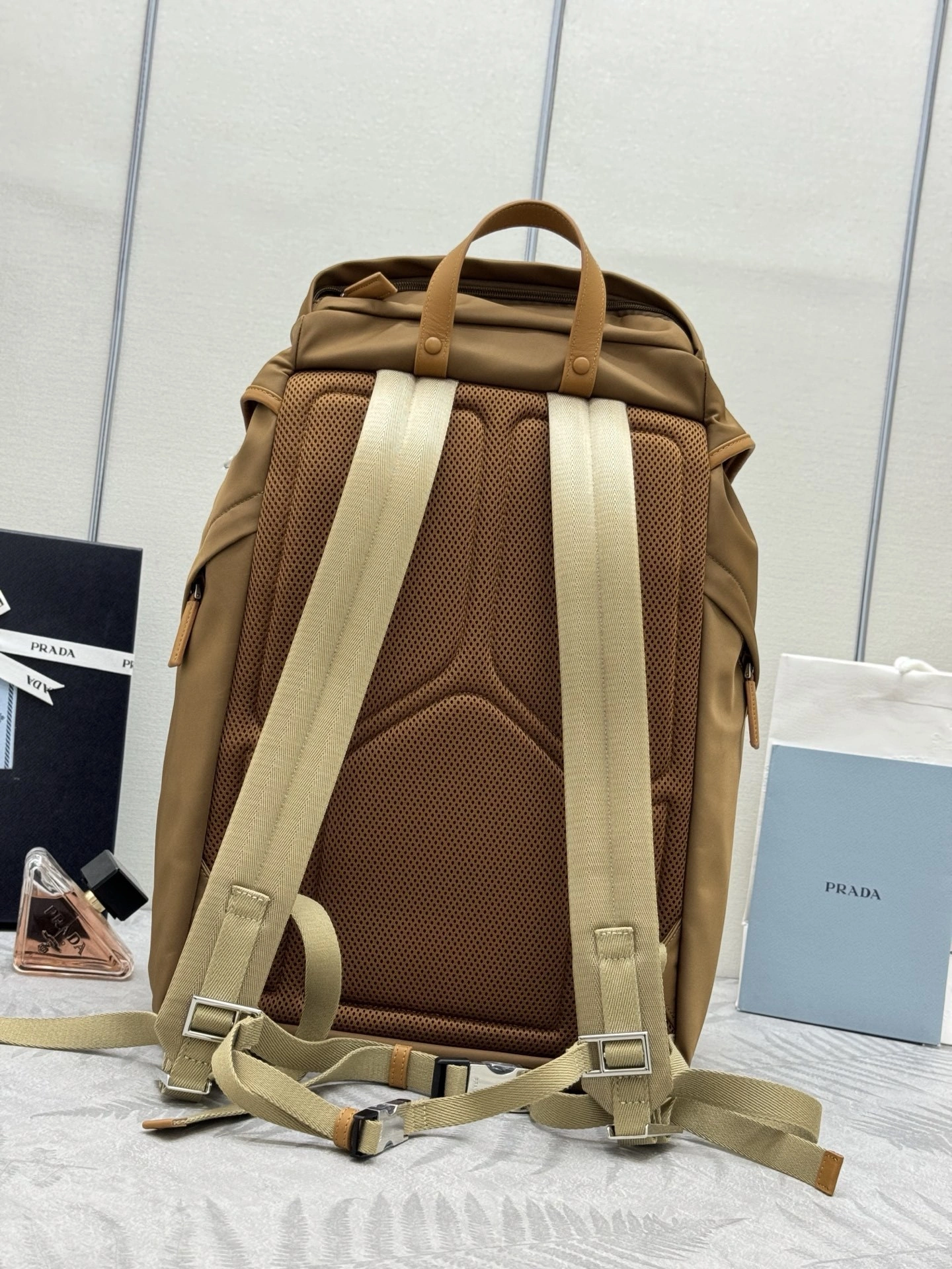 MOMO-- Pr141 2VZ019_2CX2_F0594 high quality version item:E-B000K0651