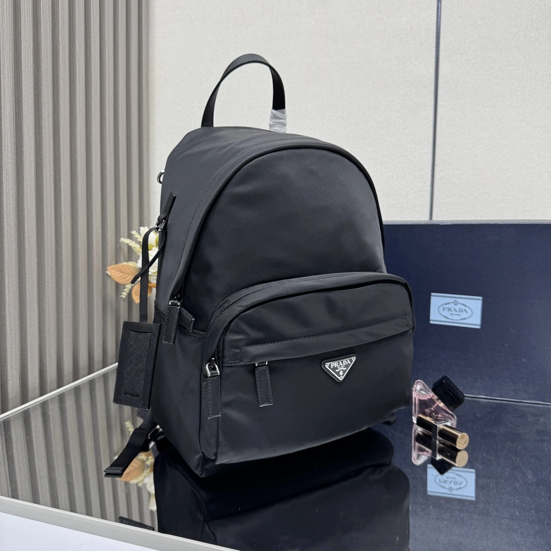 MOMO-- Pr141 2VZ066-973-F0002-V-HOL high quality version item:E-B177I2133