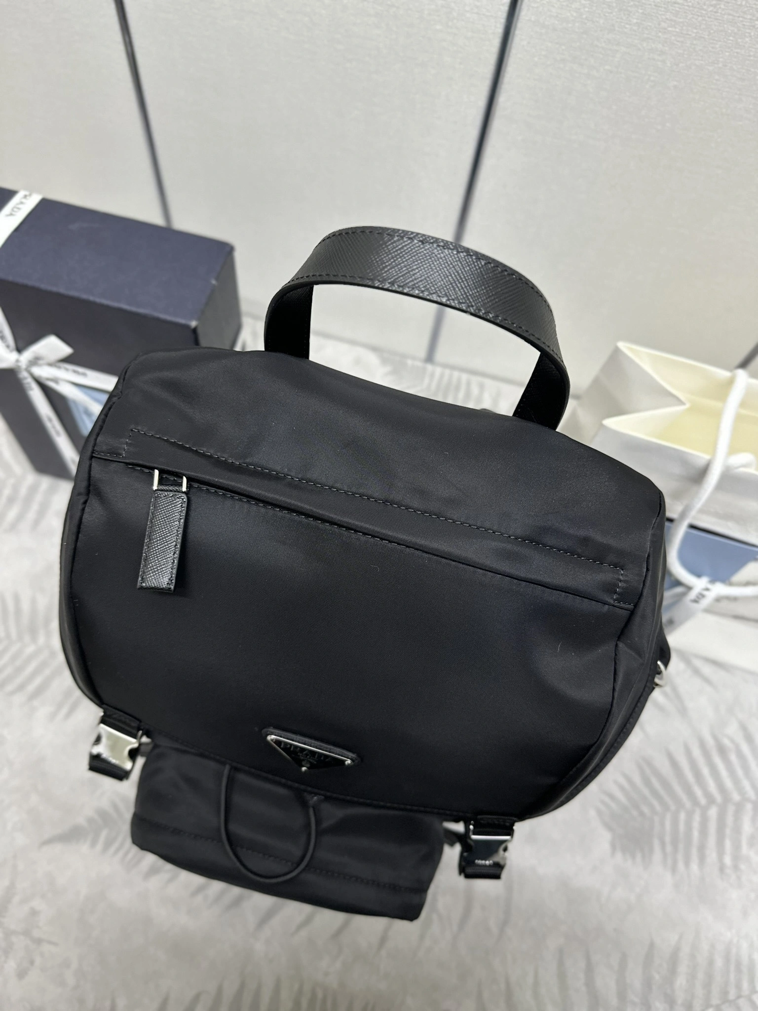 &MOMO-- Pr141 2VZ135_2DMG_F0002_V_HOL high quality version item:D-B000K2012