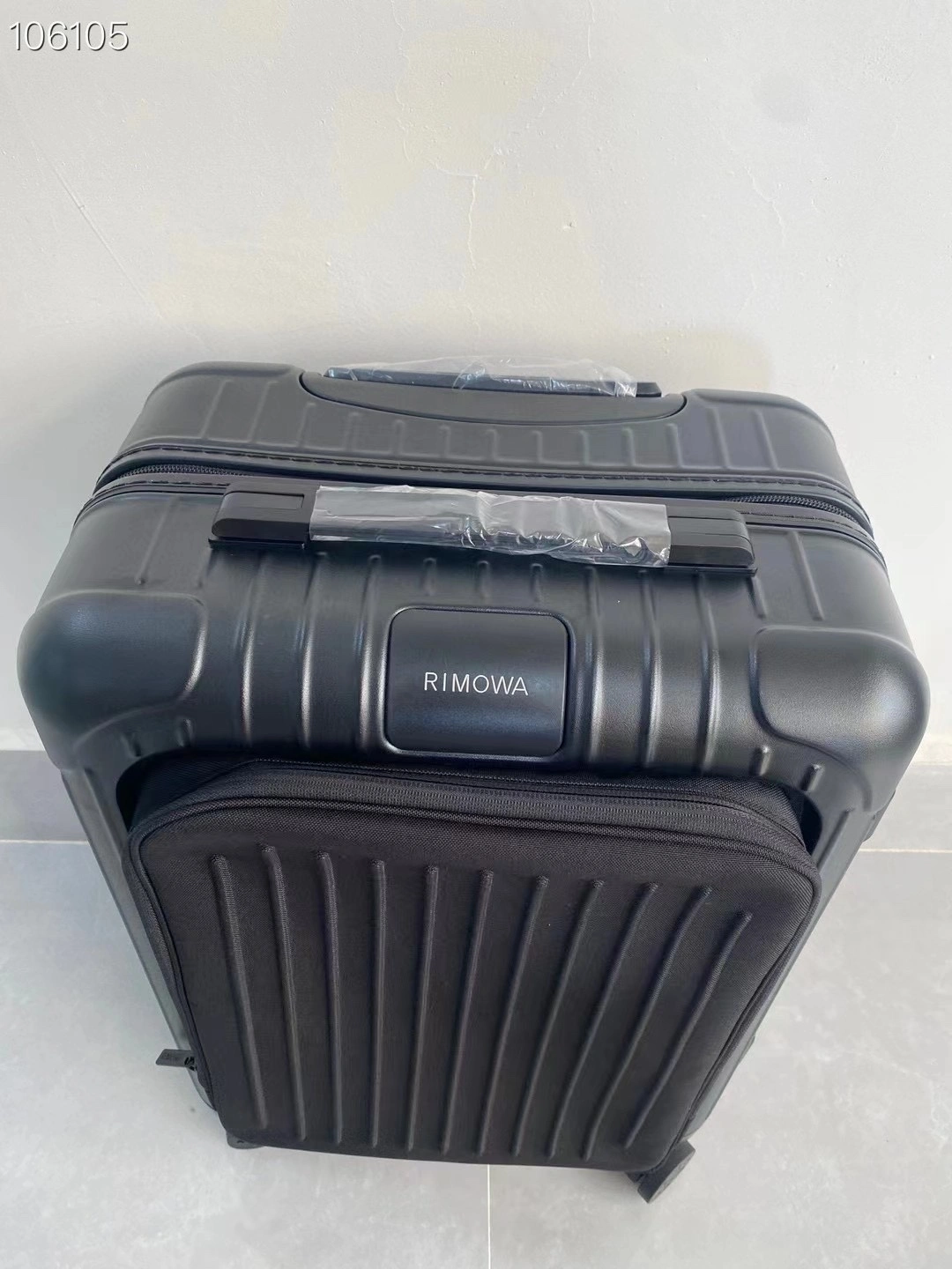 MOMO-- Ri7ow1 84253631 high quality version item:E-B000J2313H