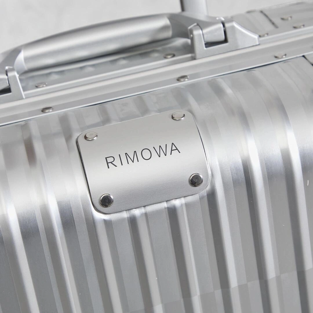MOMO-- Ri7ow1 92590096 high quality version item:E-B000J2323H