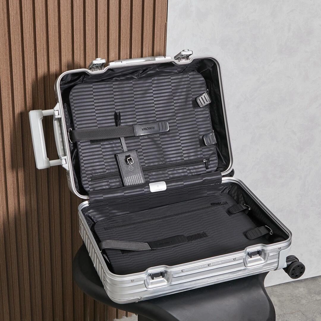 MOMO-- Ri7ow1 92590096 high quality version item:E-B000J2323H