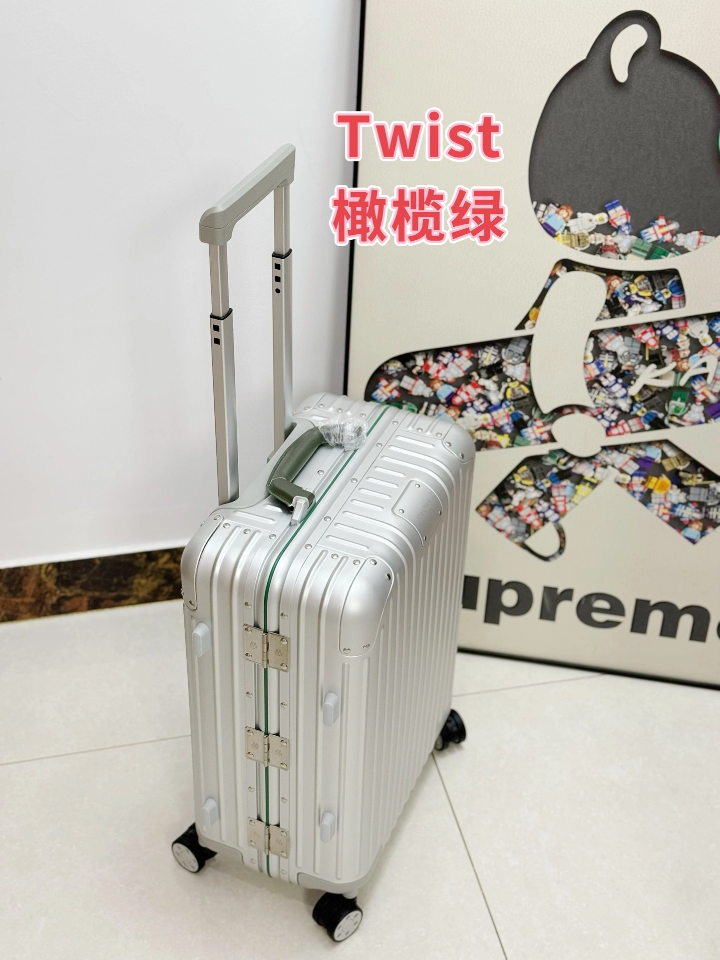 MOMO-- Ri7ow1 92590103 high quality version item:E-B000J2310H