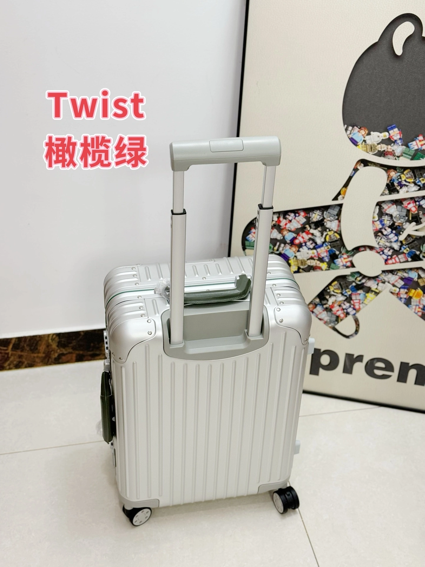 MOMO-- Ri7ow1 92590103 high quality version item:E-B000J2310H