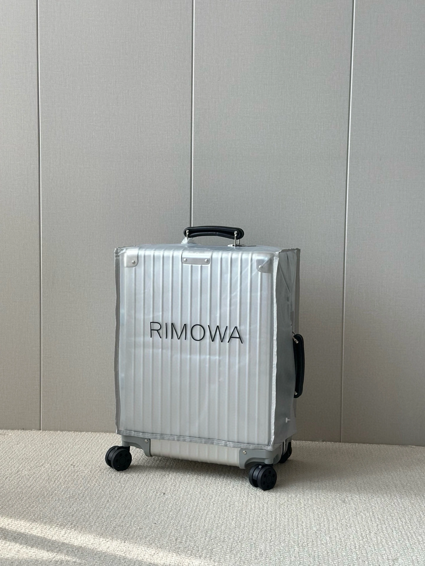 MOMO-- Ri7ow1 97353004 high quality version item:E-B000J2317H