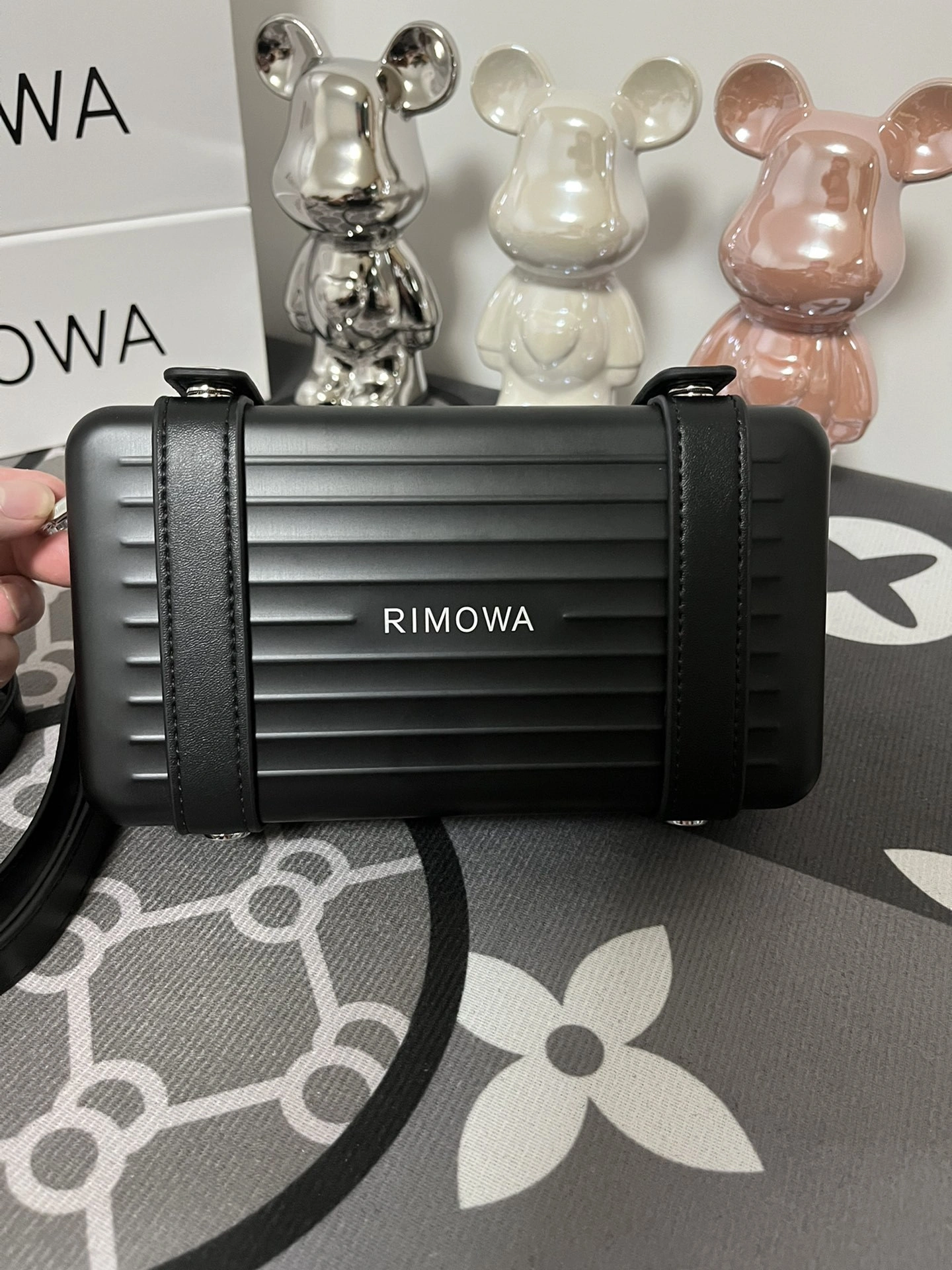 MOMO-- Ri7ow1 99011010 high quality version item:E-B000J2347H