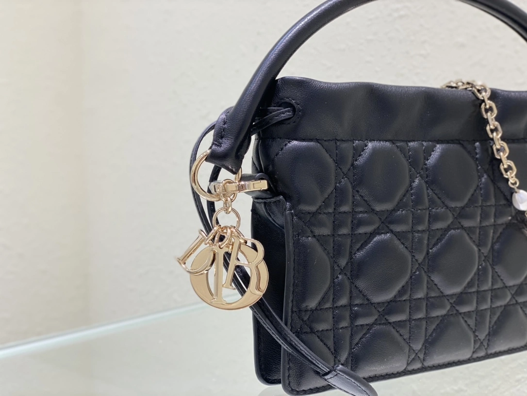 MOMO-- S0855ONMJ-M900 item：C-B063F1327Y