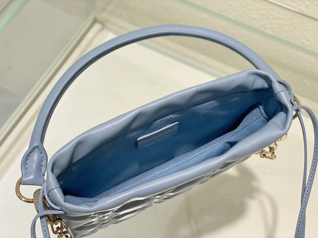 MOMO-- S0855ONMJ-M90B item：C-B063F1328Y