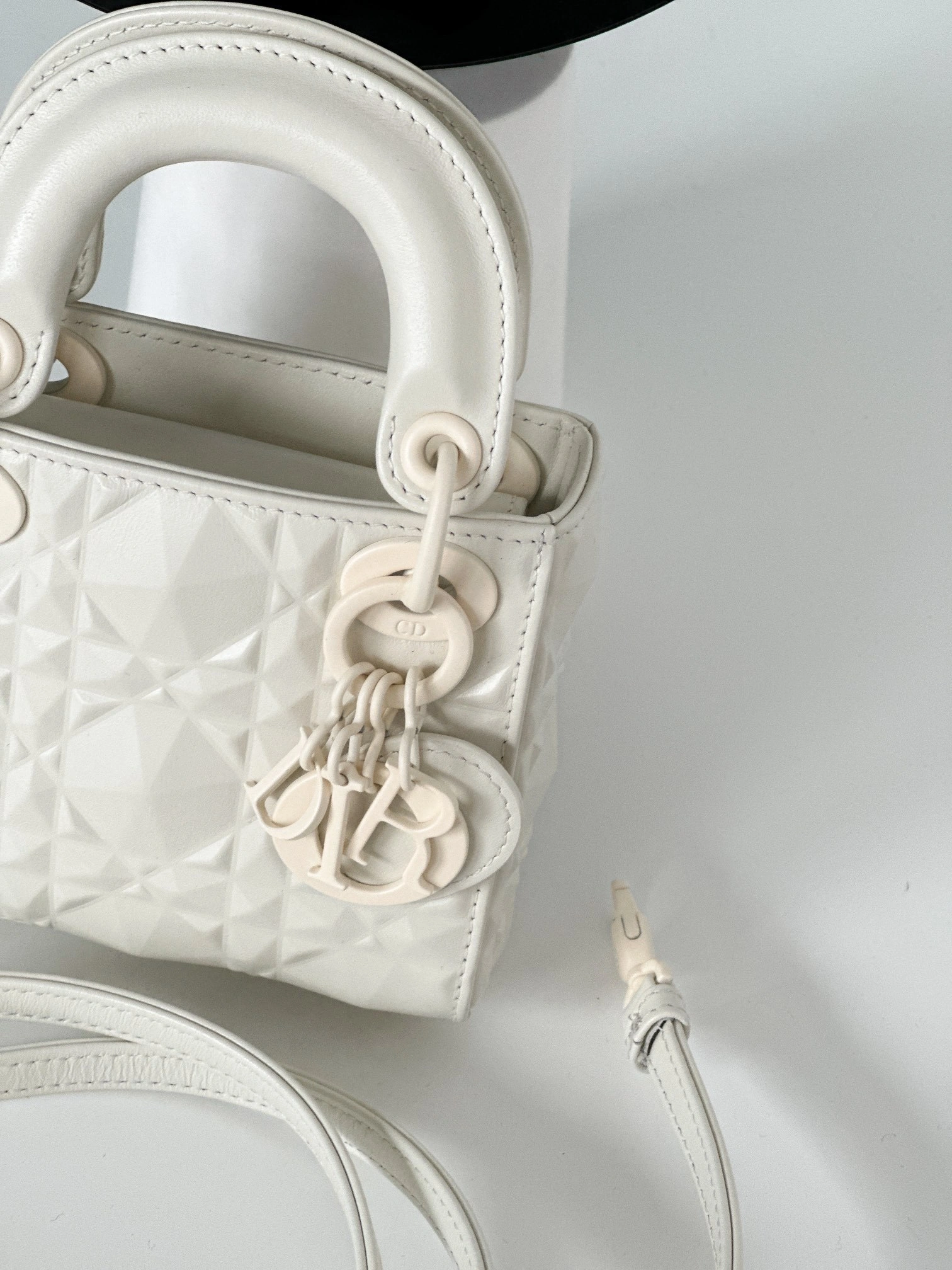 MOMO-- S0856INEA-M030 item：C-B007F1203R