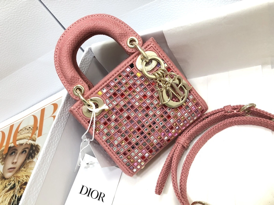 MOMO-- S0856OROX-M33E item:D-B063A0441S