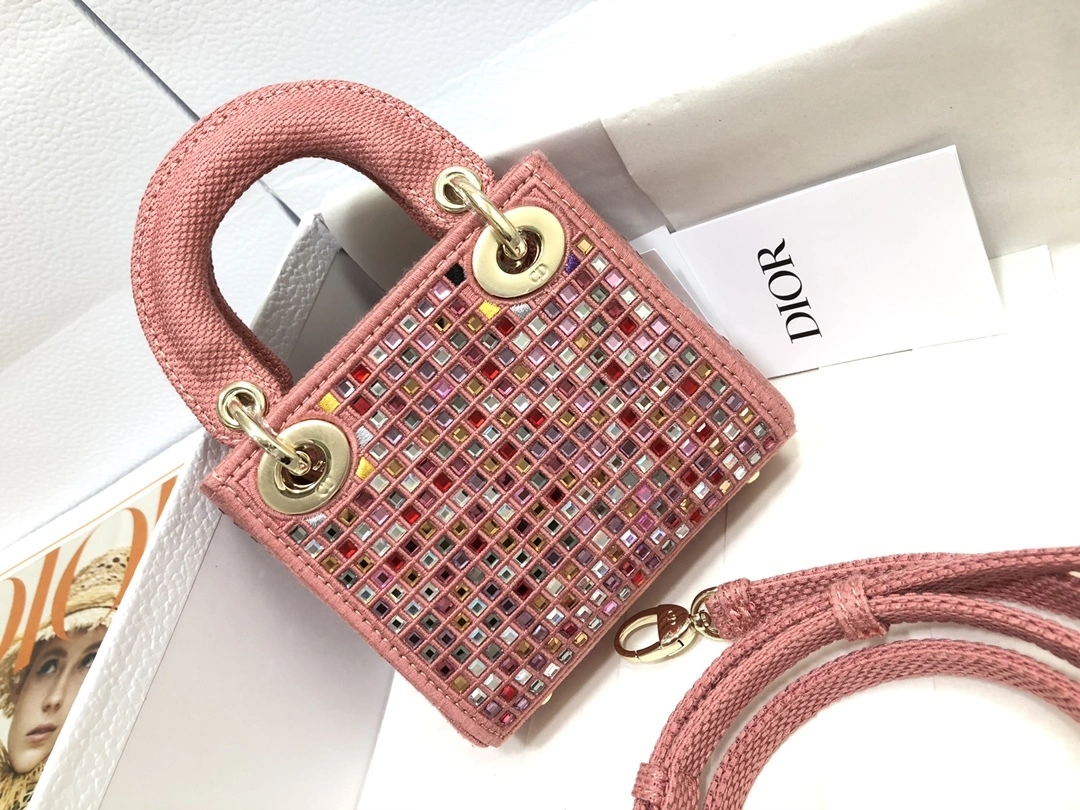 MOMO-- S0856OROX-M33E item:D-B063A0441S