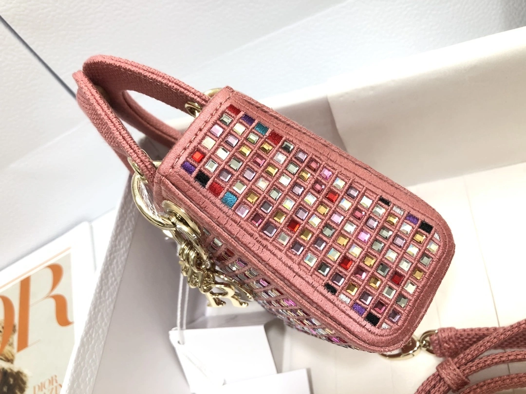 MOMO-- S0856OROX-M33E item:D-B063A0441S