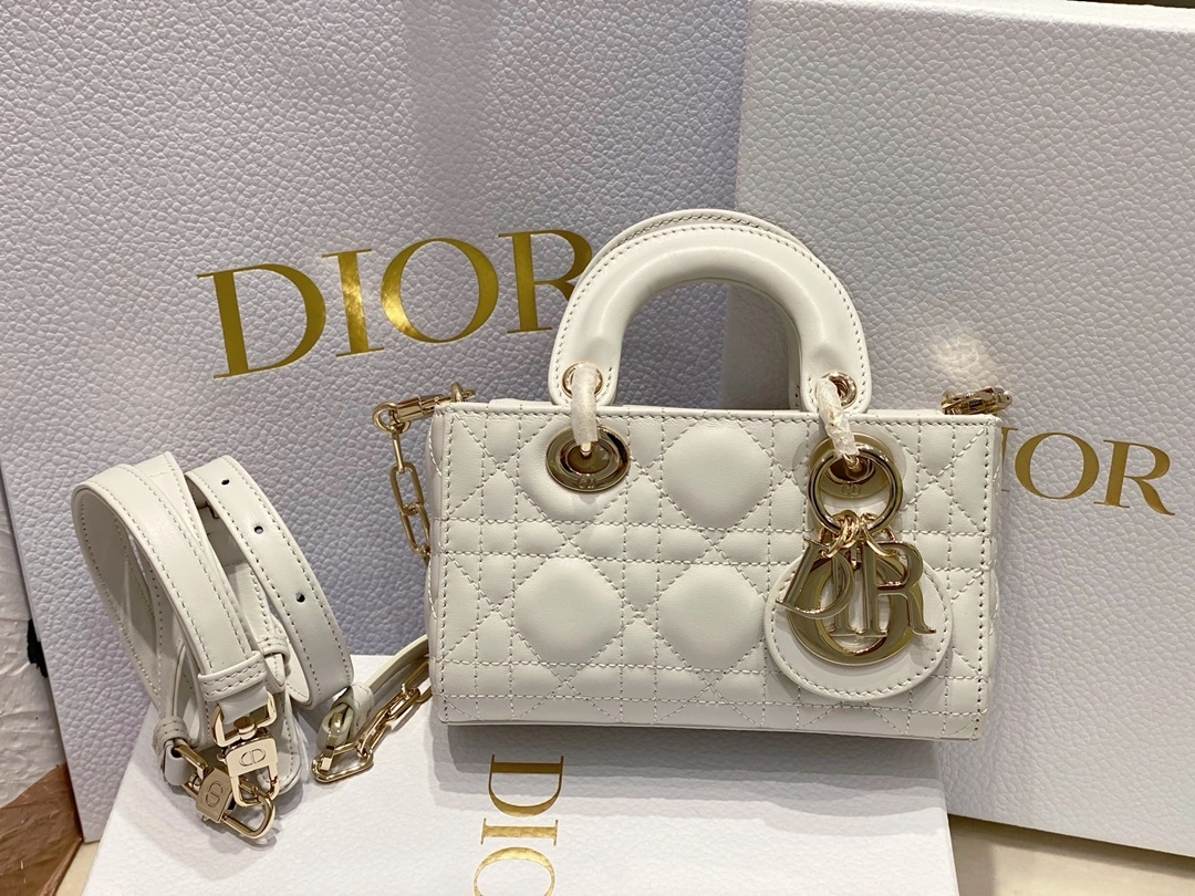 MOMO-- S0910ONGE-M030 item：C-B063F1317Y