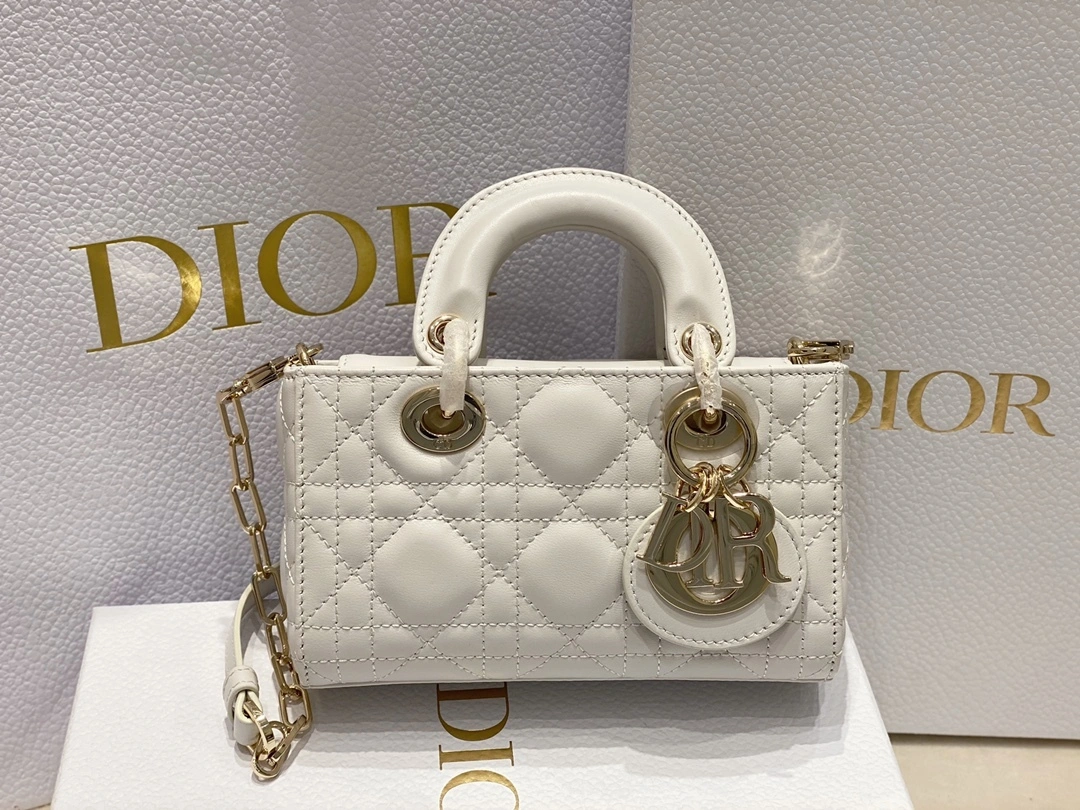 MOMO-- S0910ONGE-M030 item：C-B063F1317Y