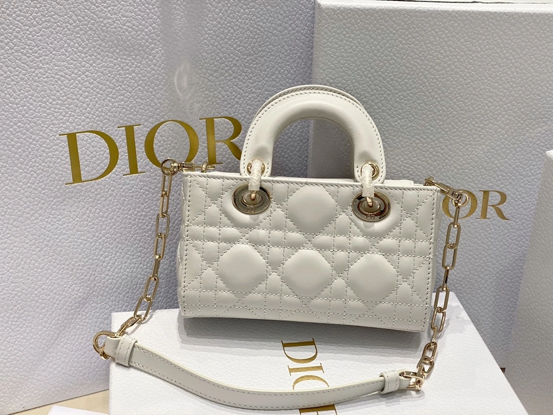 MOMO-- S0910ONGE-M030 item：C-B063F1317Y